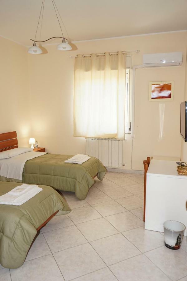 B&B San Francesco นิโกเซีย ภายนอก รูปภาพ